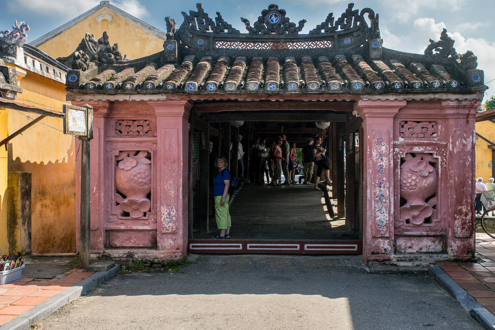 20141117 100724 Japanische Brücke, verband das chinesische und japanische Stadtviertel (erbaut von einer wohlhabenden japanischen Handelsgilde in der Stadt)